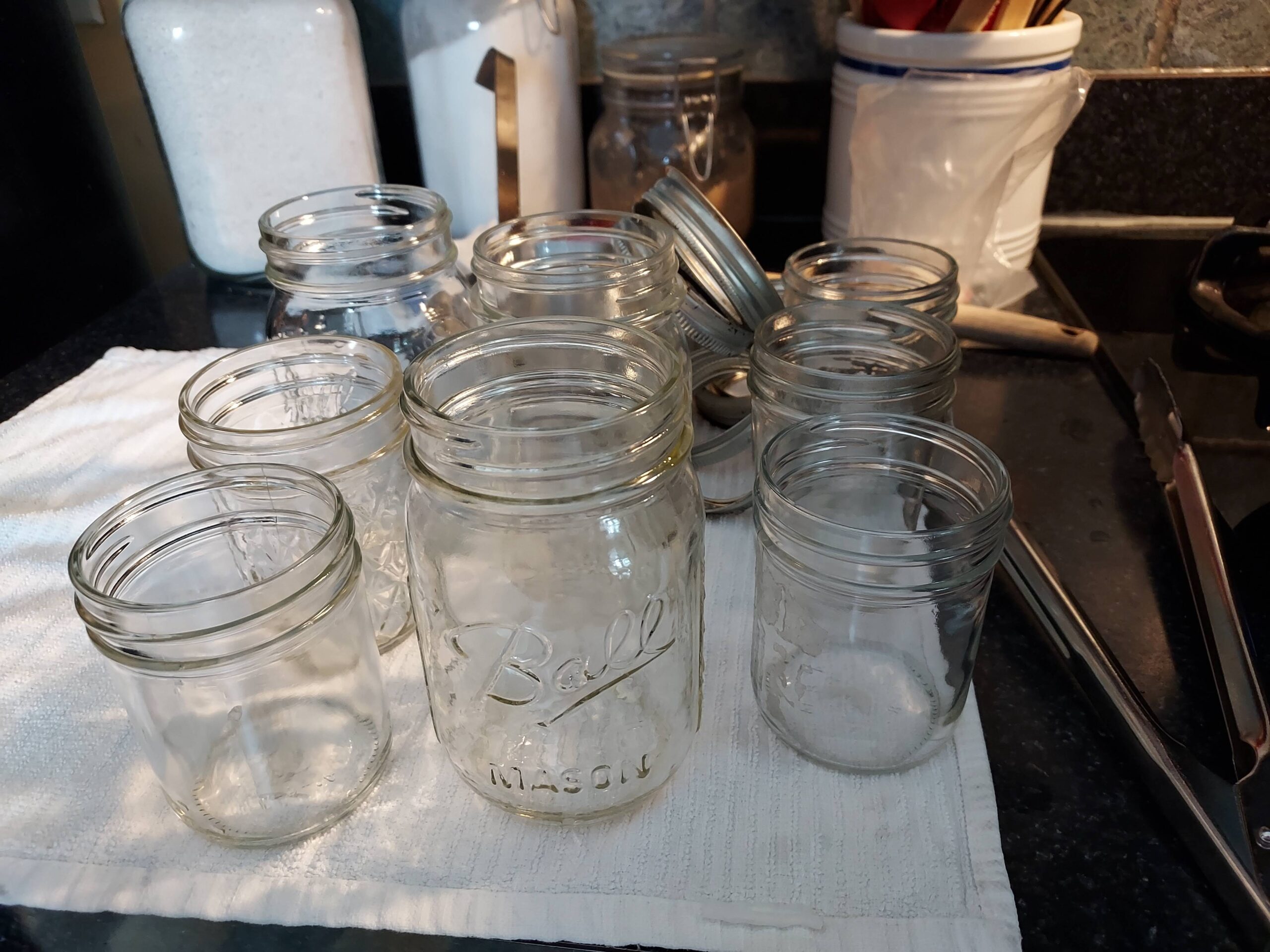 Water-bath canning ready jars, sterilized and ready to preserve food.