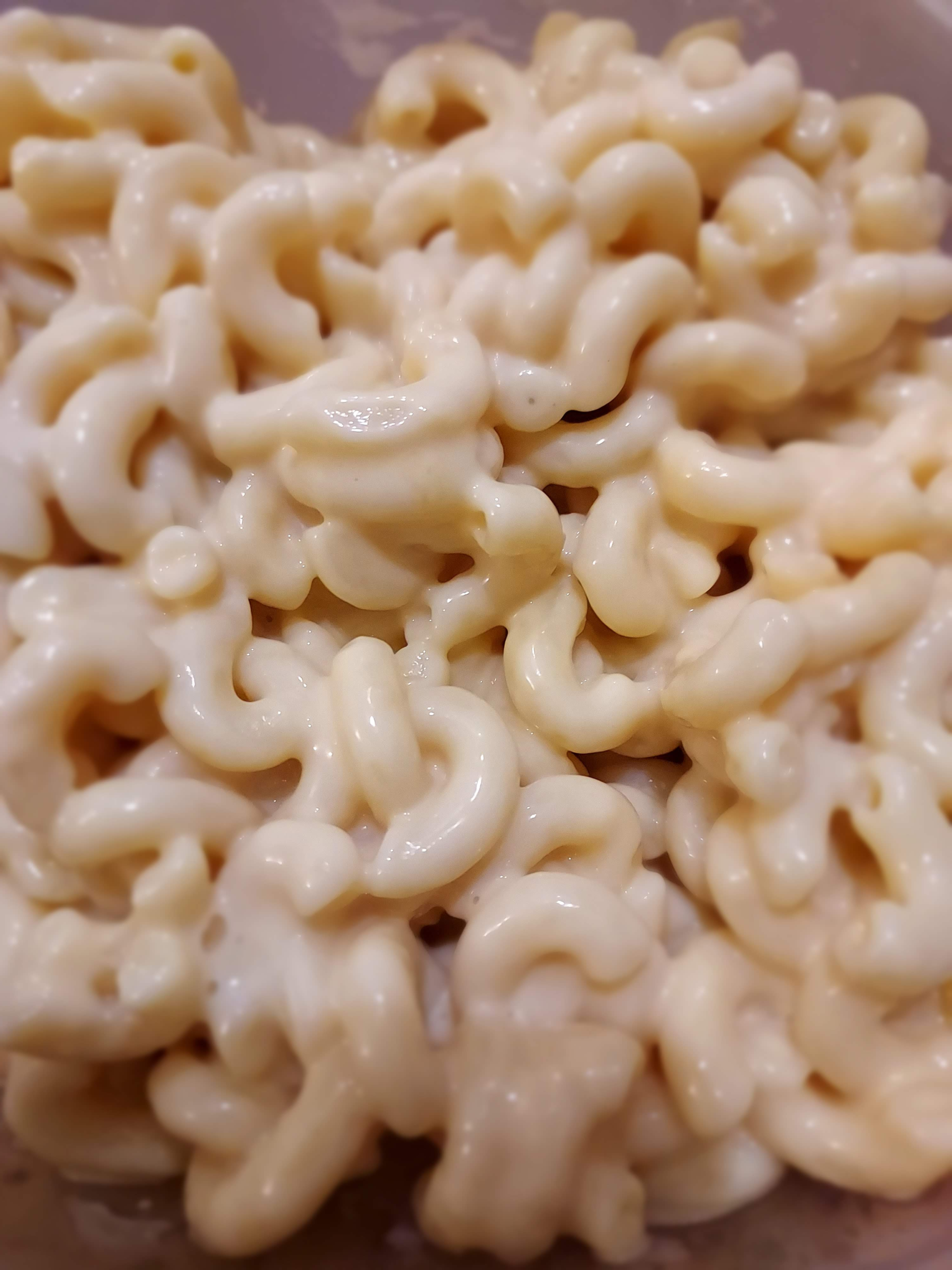 One Pot Smokey, Creamy Macaroni and Cheese